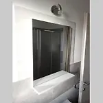 Trilocale Vista Mare Con Piscina A * באדזי