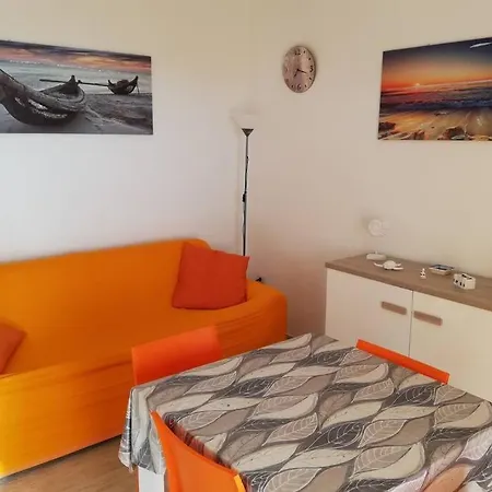 アパート Trilocale Vista Mare Con Piscina A *