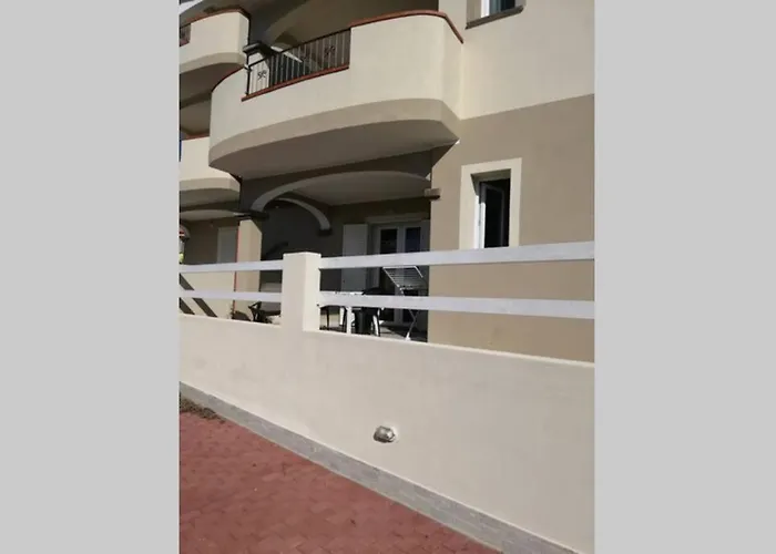 アパート Trilocale Vista Mare Con Piscina A バデージ