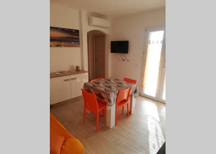 Trilocale Vista Mare Con Piscina A アパート